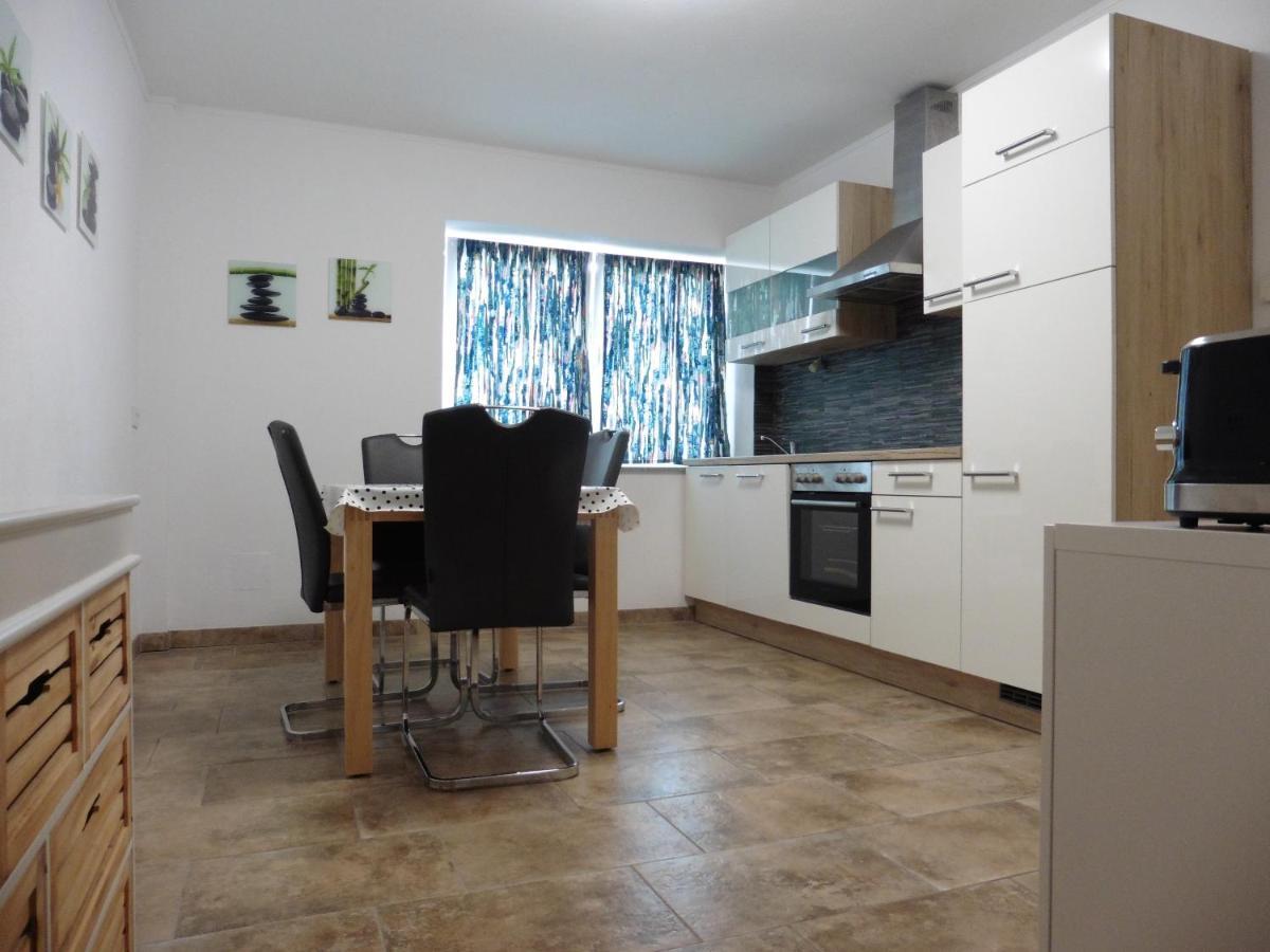 Moerth Apartment Schalchham Eksteriør billede